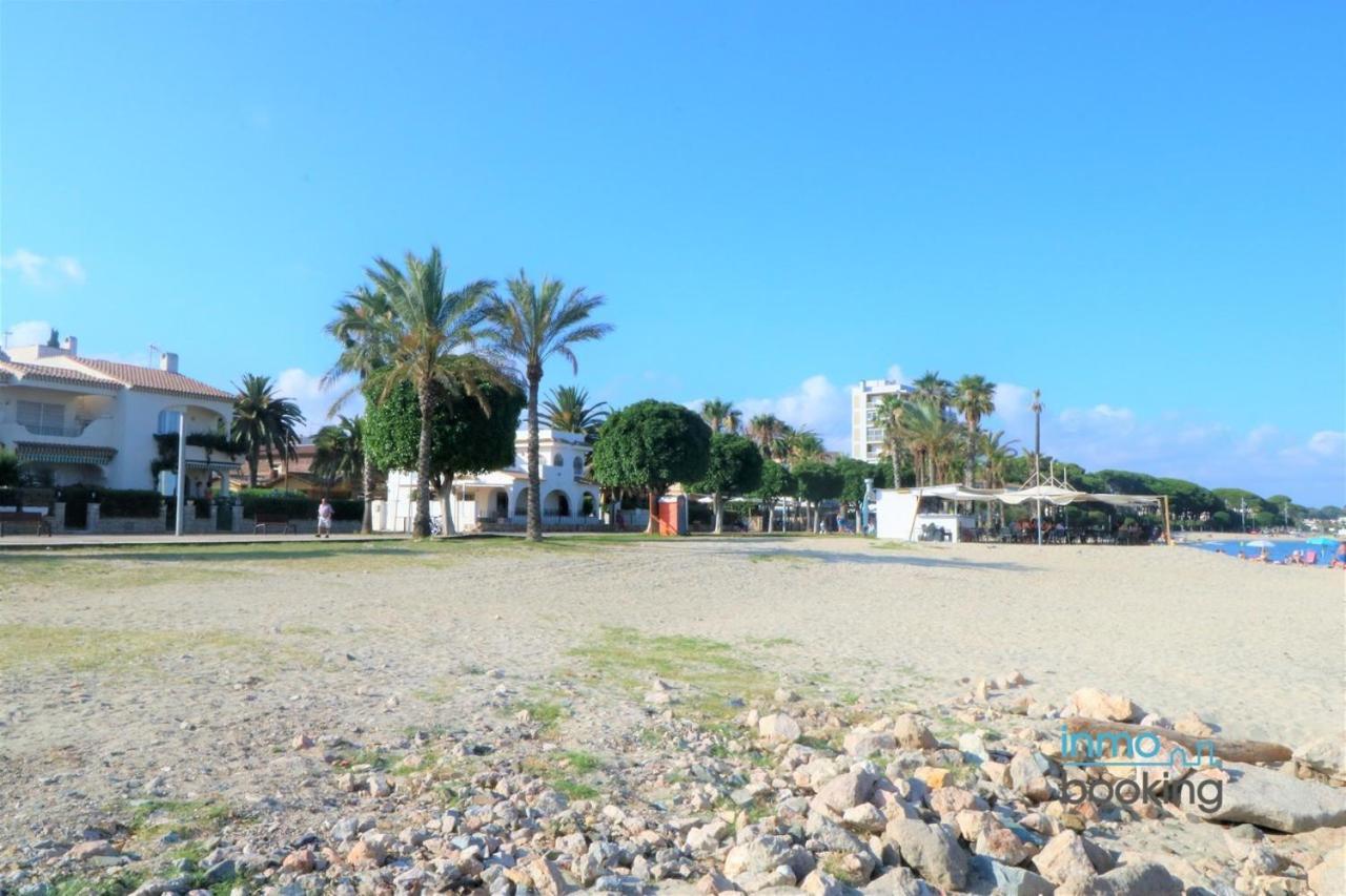 Sun Beach Mediterrani, En Frente Del Mar 캠브릴스 외부 사진